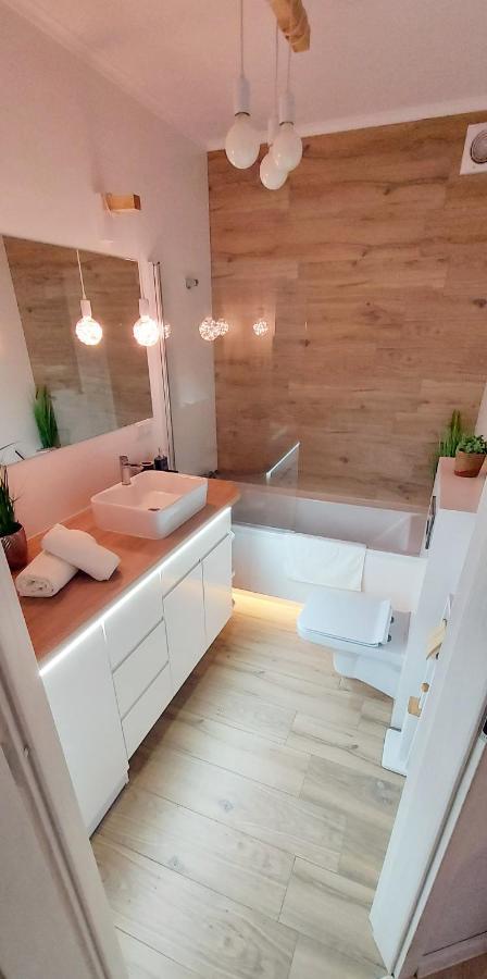 White Velvet Apartment Гожов Велкополски Екстериор снимка