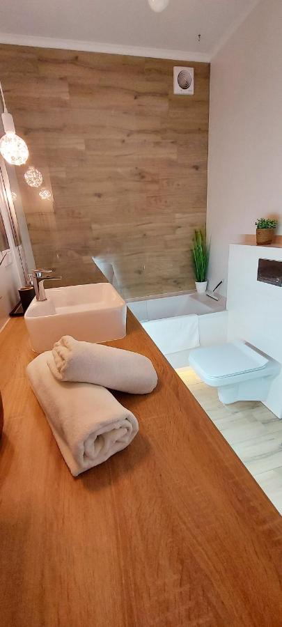 White Velvet Apartment Гожов Велкополски Екстериор снимка